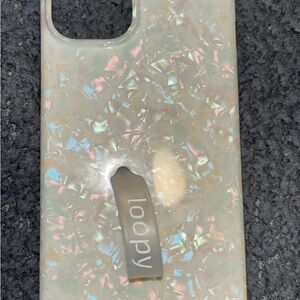 Loopy Case Pearl Iridescent Phone Cover